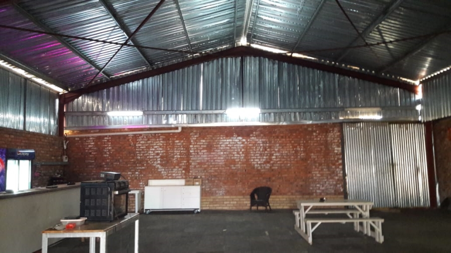 5 Bedroom Property for Sale in Rietfontein A H North West